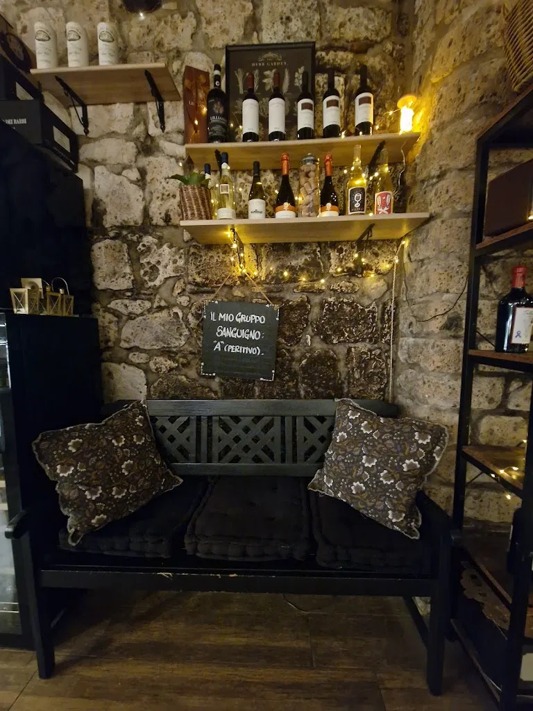 GIRO DI VITE_Lubriano_slider_image_2