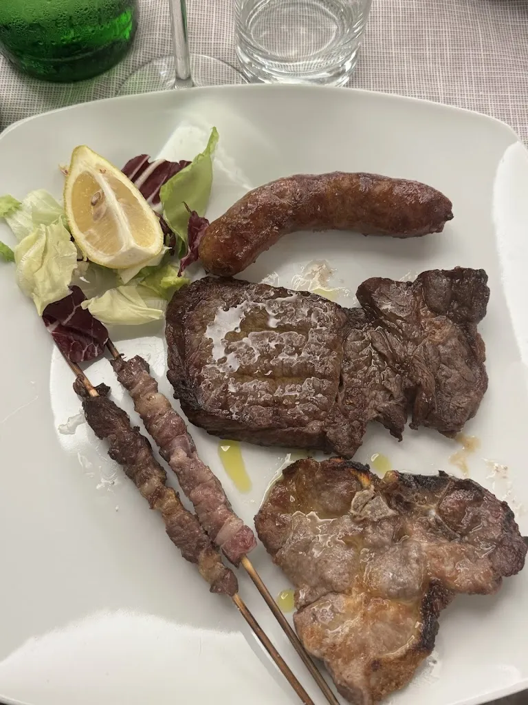 Ristorante Le Farneta_Maenza_slider_image_3