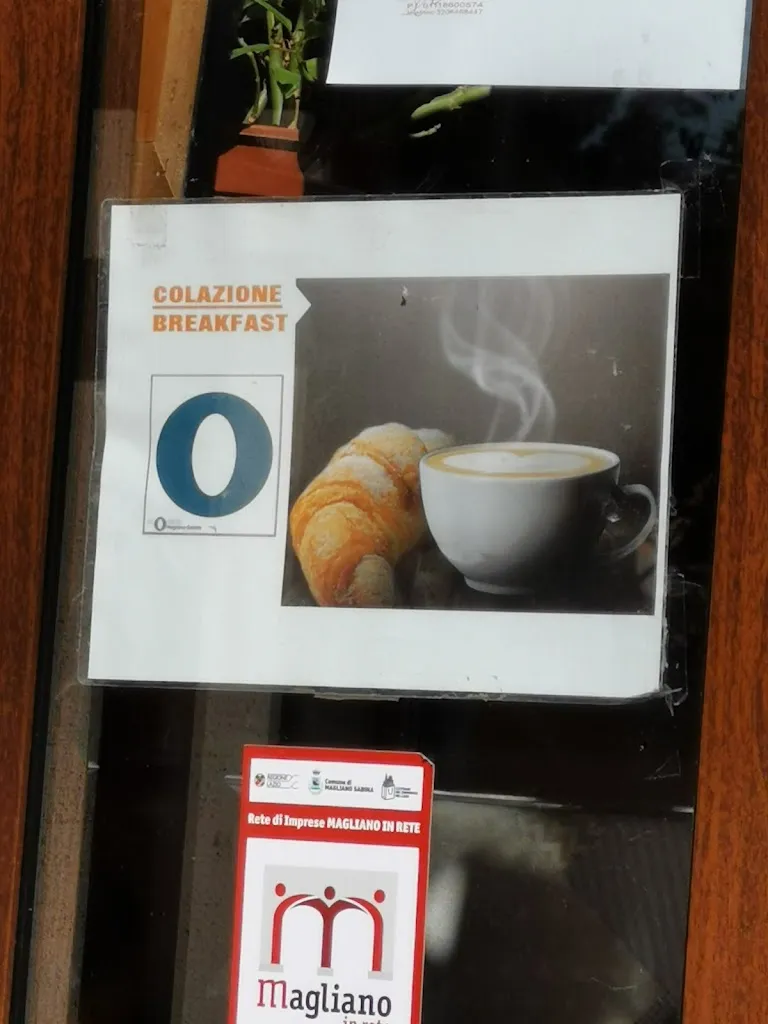 Man L._Civico 28_Magliano Sabina_review