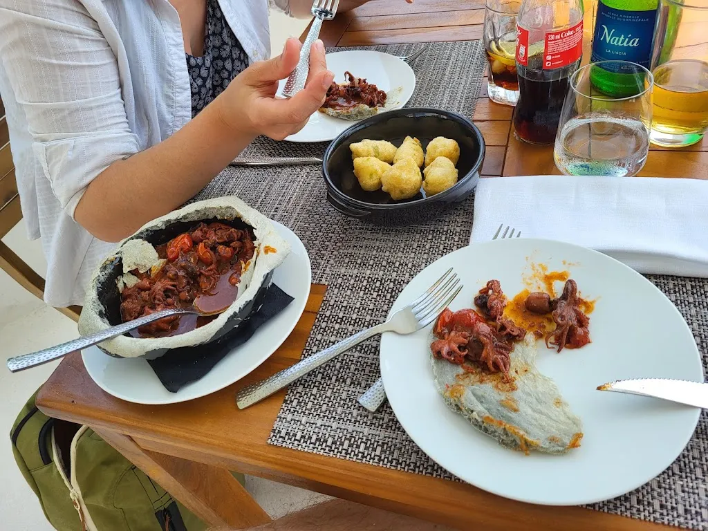 Gilles Laplume_L'Isola Restaurant_Le Forna_review