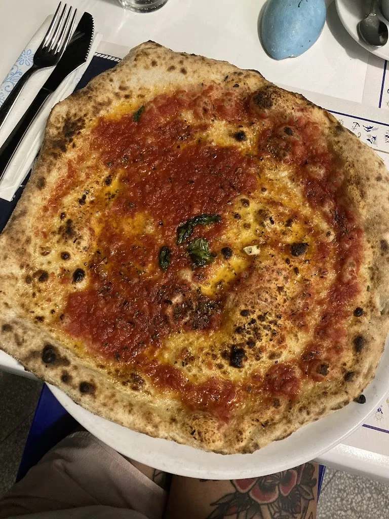 Karoline L_Pizzeria bar Nuovo Da Silvio_Le Forna_review