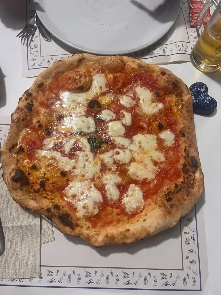 Pizzeria bar Nuovo Da Silvio_Le Forna_slider_image_2