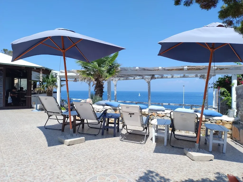 Da Igino restaurant in Le Forna