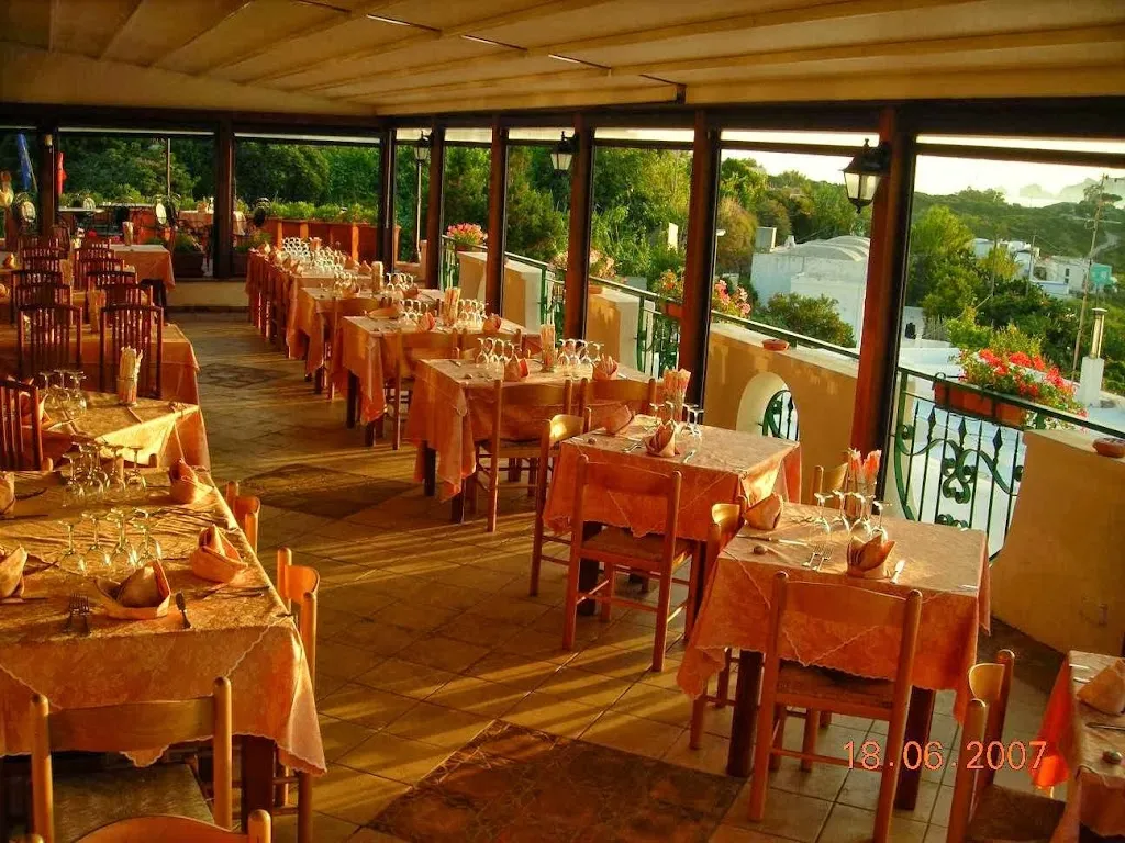 Ristorante Bar Miramare da Ciro_Le Forna_slider_image_1