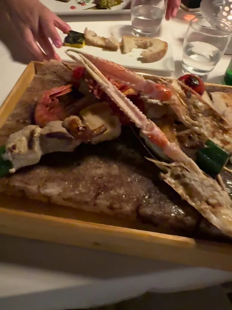 Ristorante Il Melograno_Le Forna_slider_image_2