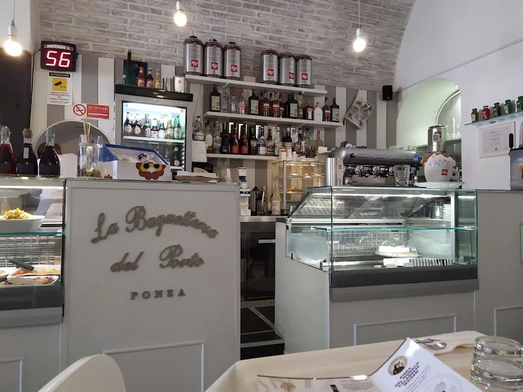 La Baguetteria del Porto restaurant in Le Forna