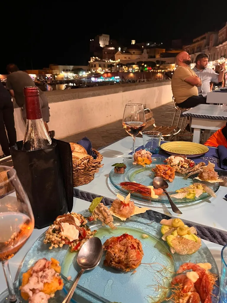 Oresteria_Le Forna_slider_image_2