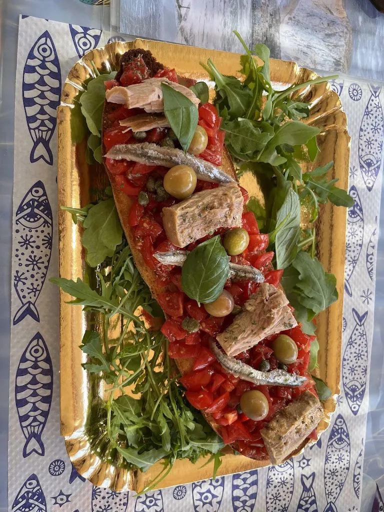 Chloe Leung_Bar Nautilus_Le Forna_recensione