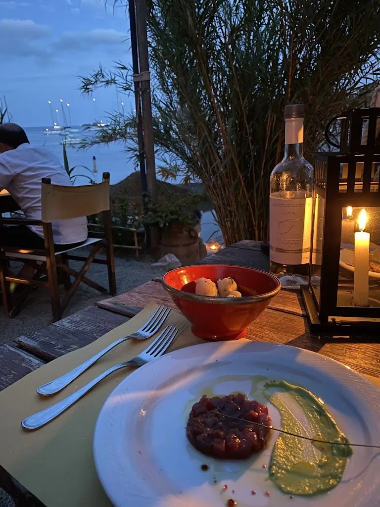 Joëlle Zeitouny_Da Enzo al Frontone _Le Forna_review