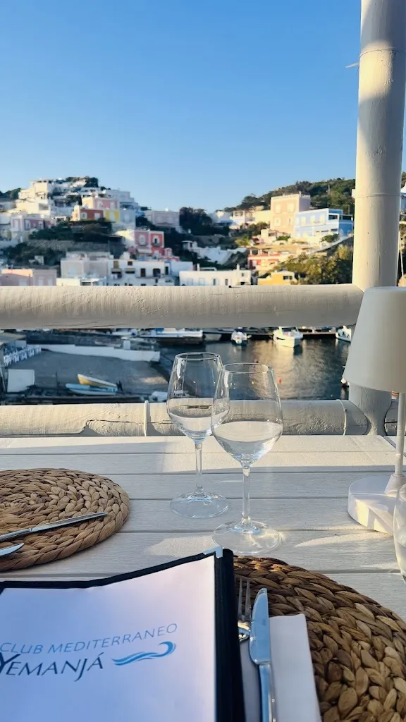 candy lu_Yemanjà Club Mediterraneo_Le Forna_review