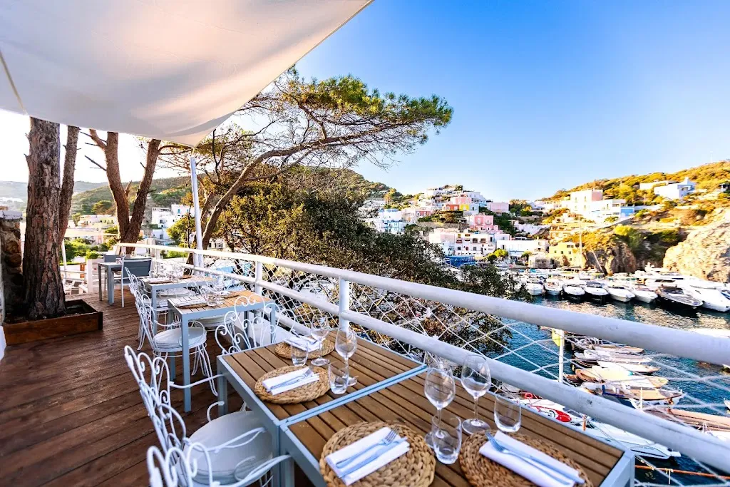 Yemanjà Club Mediterraneo_Le Forna_slider_image_1