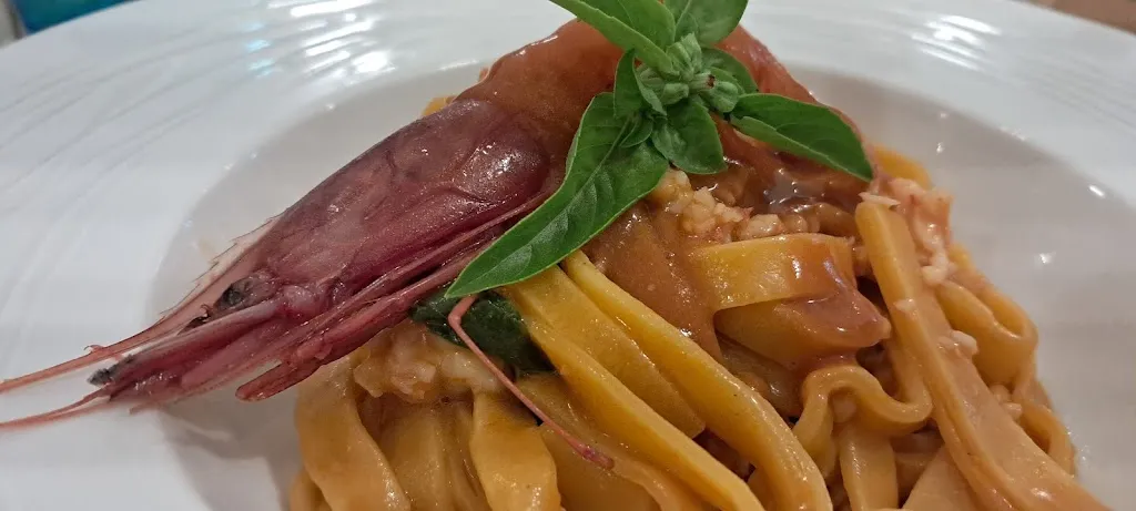 Ristorante Punta Bianca_Le Forna_slider_image_3