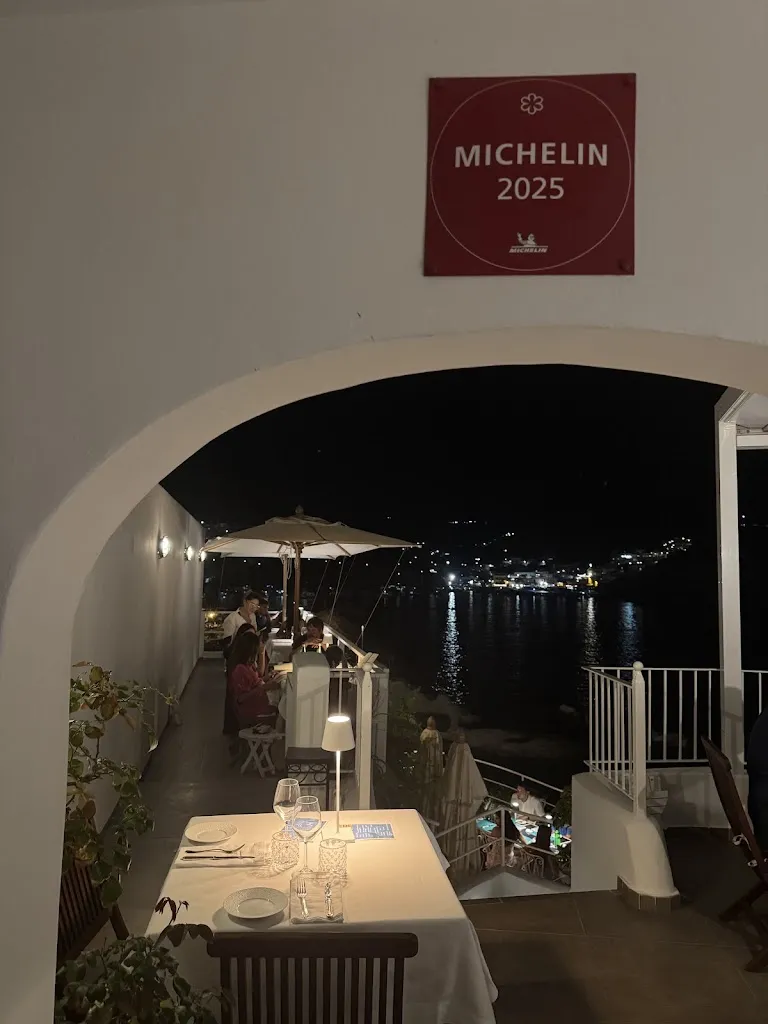 Acqua Pazza_Le Forna_slider_image_3