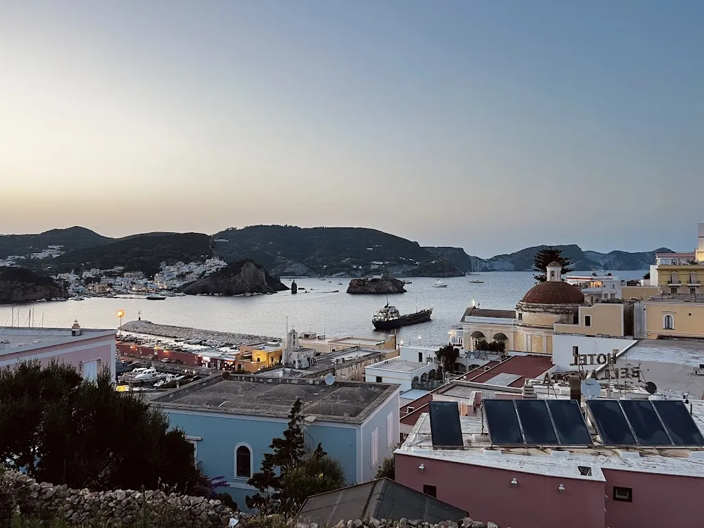 Ristorante Monte Guardia_Le Forna_slider_image_3