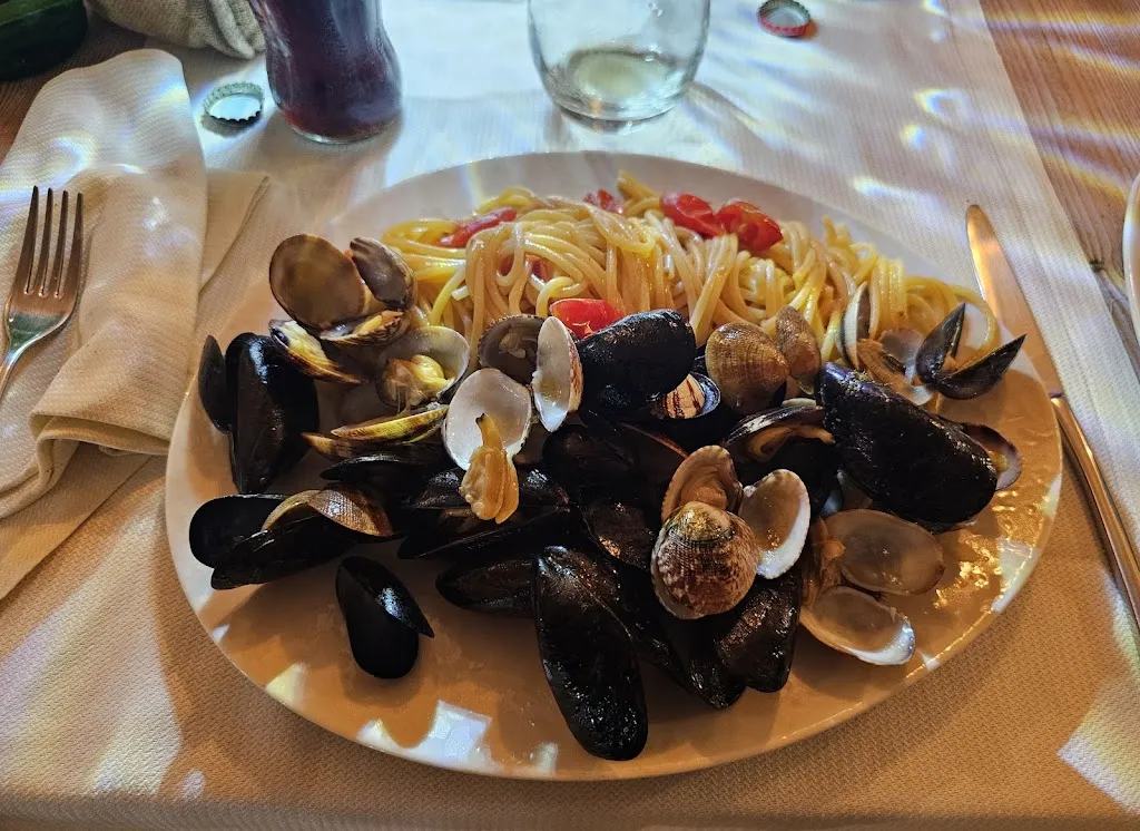 Michele Autiero_Dieci Maggio_Le Forna_review