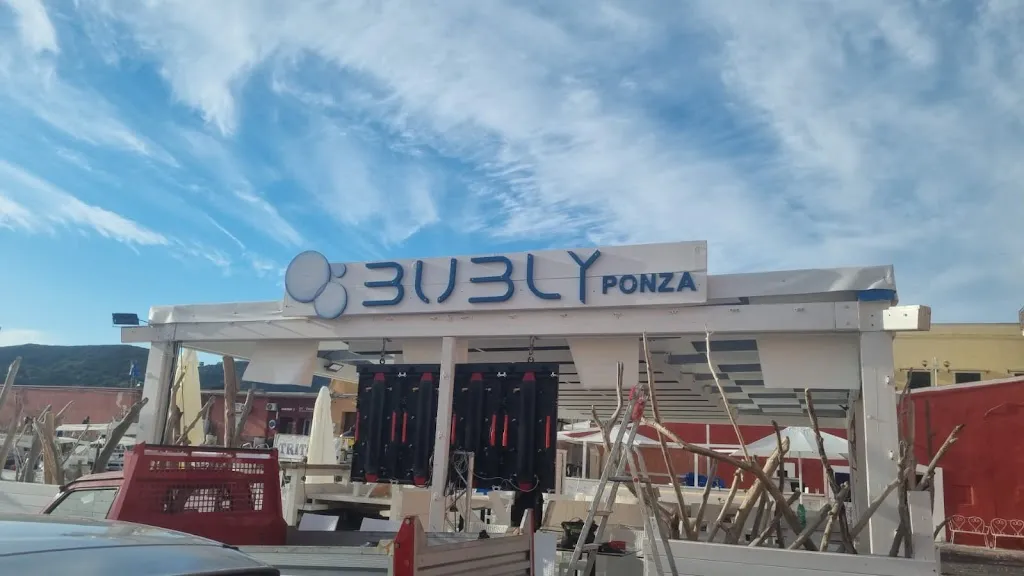 Bubly Ponza_Le Forna_slider_image_1