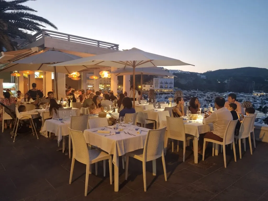 Il Rifugio dei Naviganti - Ristorante di Pesce a Ponza restaurant in Le Forna