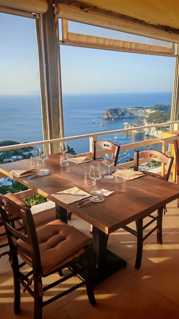 Ristorante il tramonto_Le Forna_slider_image_1