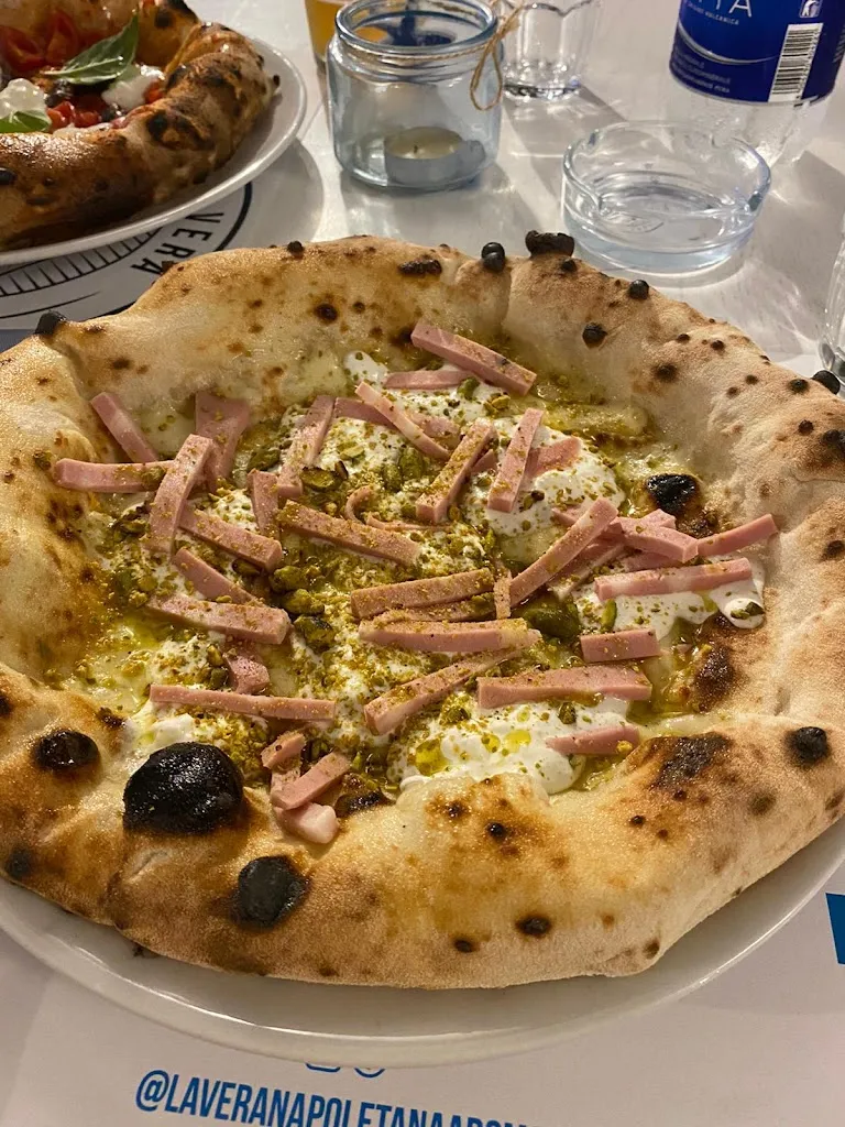 Andrea Cavalli_La Vera Napoletana a Ponza_Le Forna_recensione