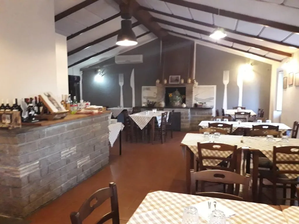 Osteria da Ottavio restaurant in Manziana