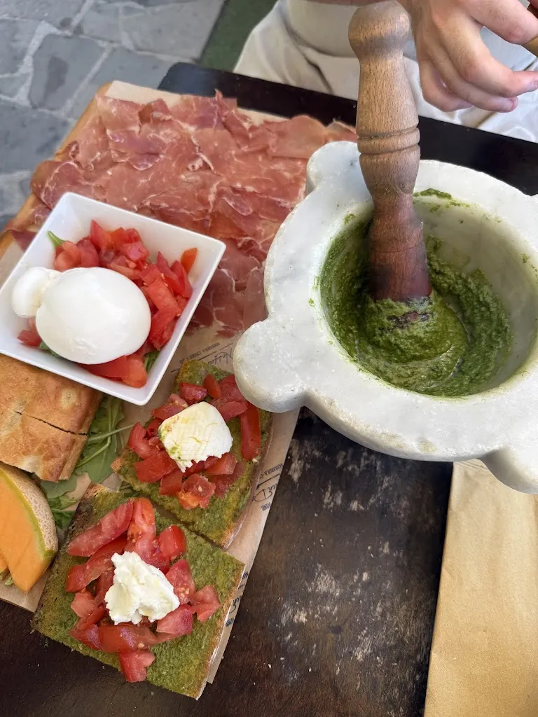 Katie Wilcox_Nessun Dorma_Maranola-Trivio_review