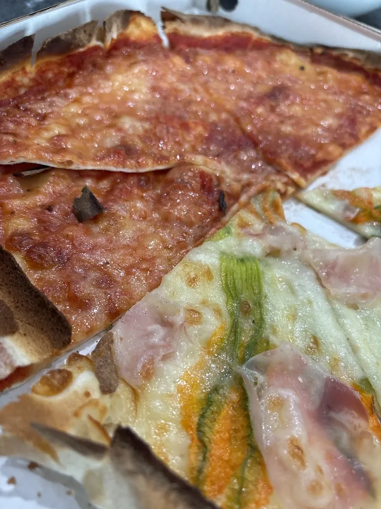 L'Ora Della Pizza 2_Marco Simone_slider_image_1