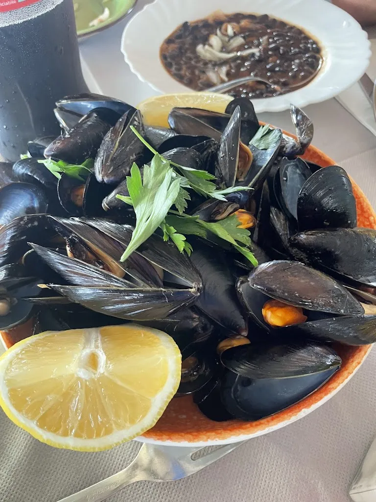 Nina Iacob_La spiaggia_Marina di Ardea-Tor San Lorenzo_review