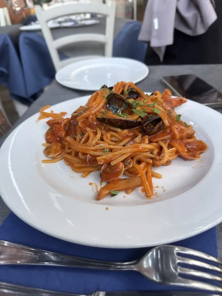 Gianluca Barbato_Paparella Il Pirata_Marina di Ardea-Tor San Lorenzo_review