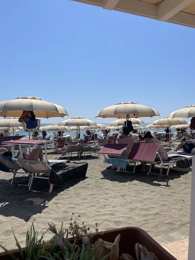 Roberta Marini_Stabilimento Stella Marina_Marina San Nicola_recensione