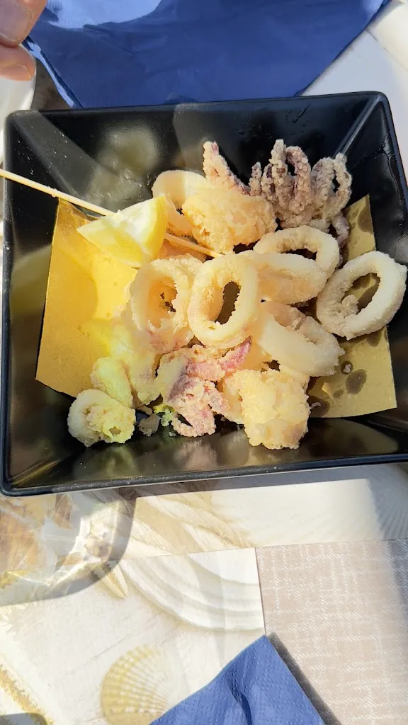 vittoria pieralisi_Chalet al mare_Marina San Nicola_review