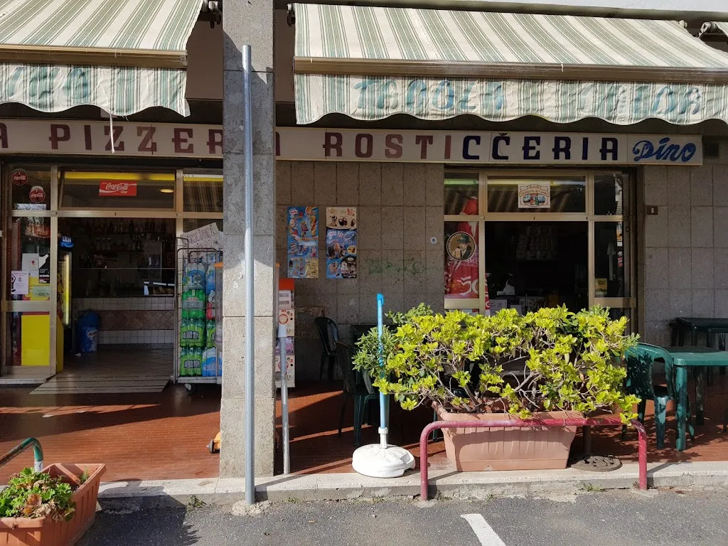 Pizzeria Dino Alimentari restaurant in Marina San Nicola