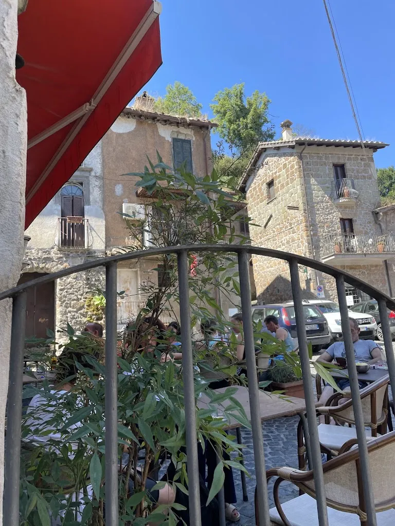 Vespa Velletri since 2009_Caffè del Falco_Mazzano Romano_review