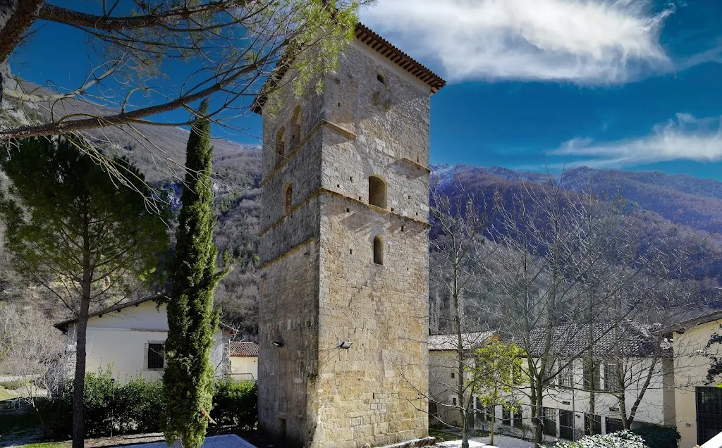 Abbazia La Corte - SS. Quirico e Giulitta_Micigliano_slider_image_3