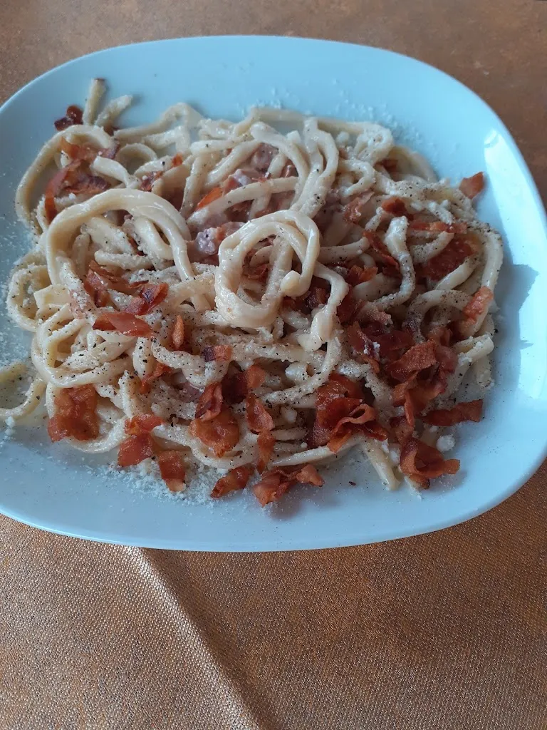 Sara Campione_da Ciccio ristorante pizzeria sulle gole del farfa_Mompeo_review