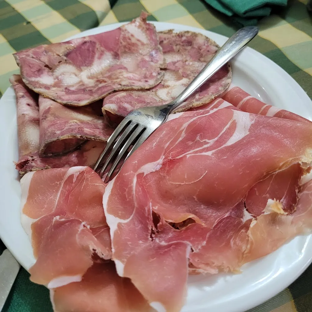 Osteria del borgo_Mompeo_slider_image_3