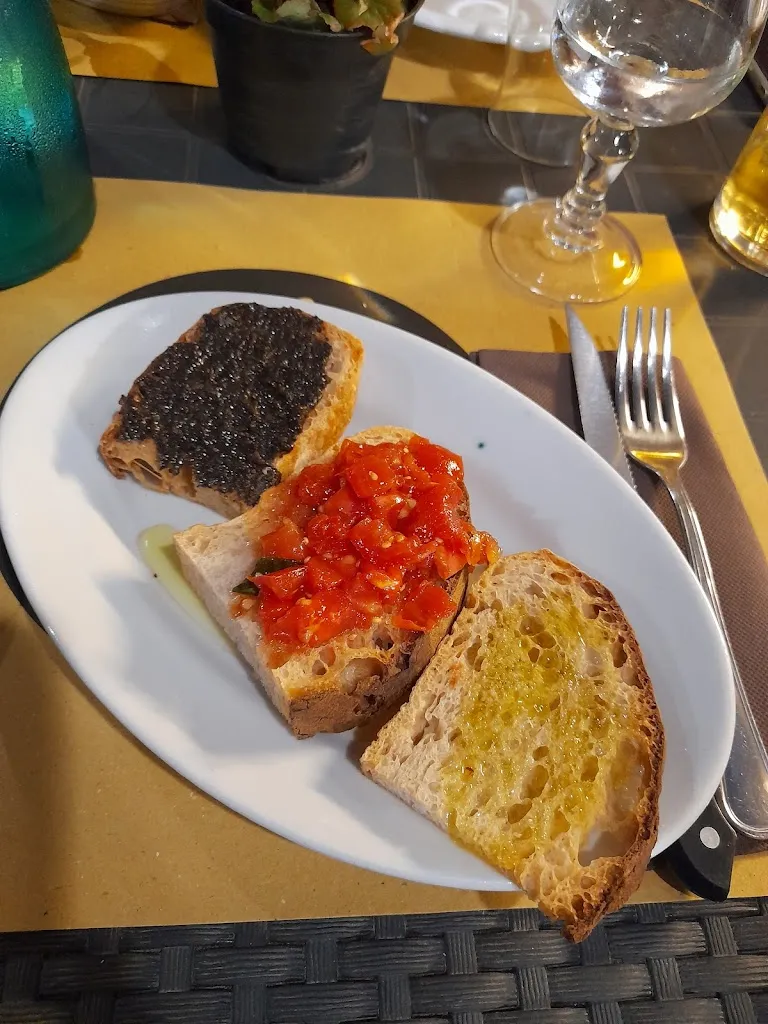 Sharon Di Reto_Mascalzone Sabino_Montasola_review