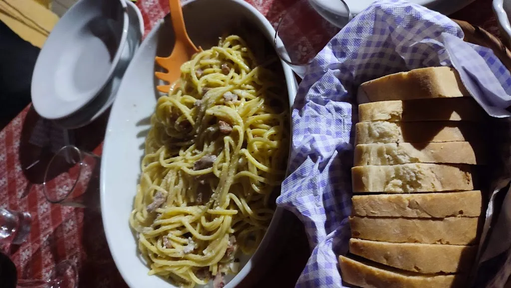 Teatrino dei 5 pioppi restaurant in Monte Caminetto