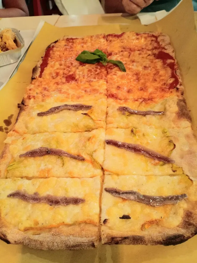 Gabriele 1967_Bar Pizzeria La Torre Di Piras Cristina_Montalto di Castro_review