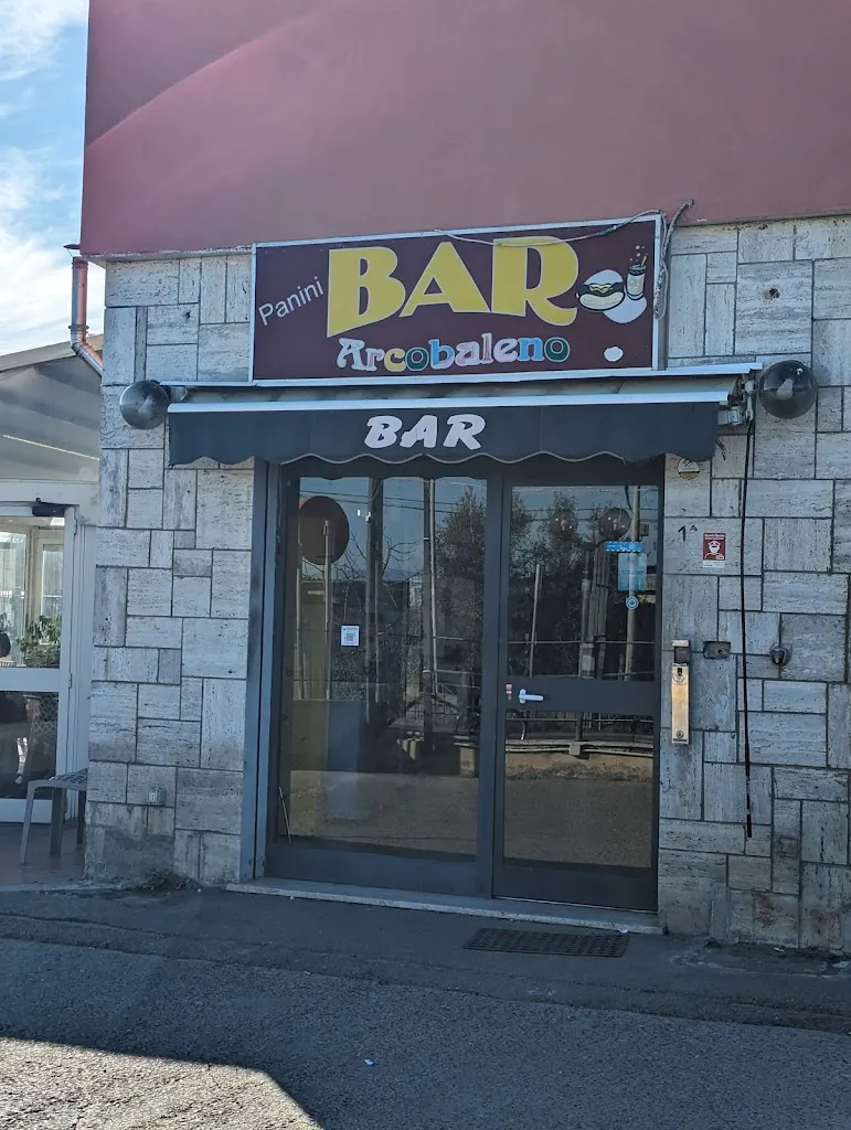 Valerio Trionfetti_Arcobaleno_Montalto di Castro_review