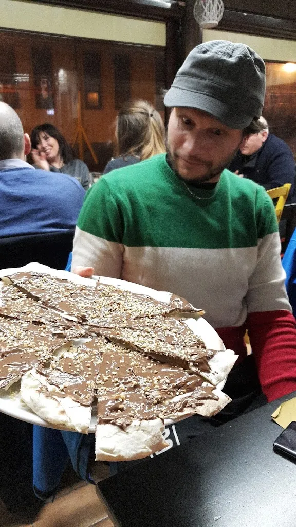 Alessandro Berrettoni_Bar Oasi pizzeria_Montalto di Castro_review