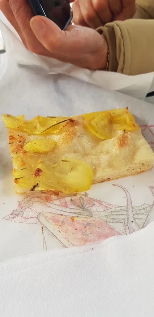 Cristina Caporali_LA BOTTEGA DEL LA PIZZA_Monte Romano_review