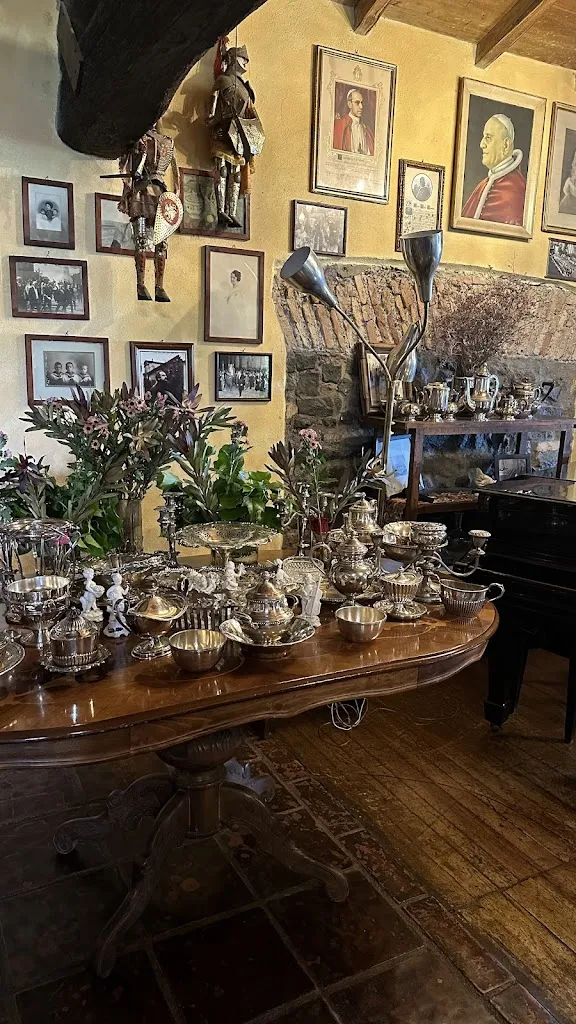 Chiara Tamborino-Frisari_La Camera da Pranzo_Monte Porzio Catone_recensione