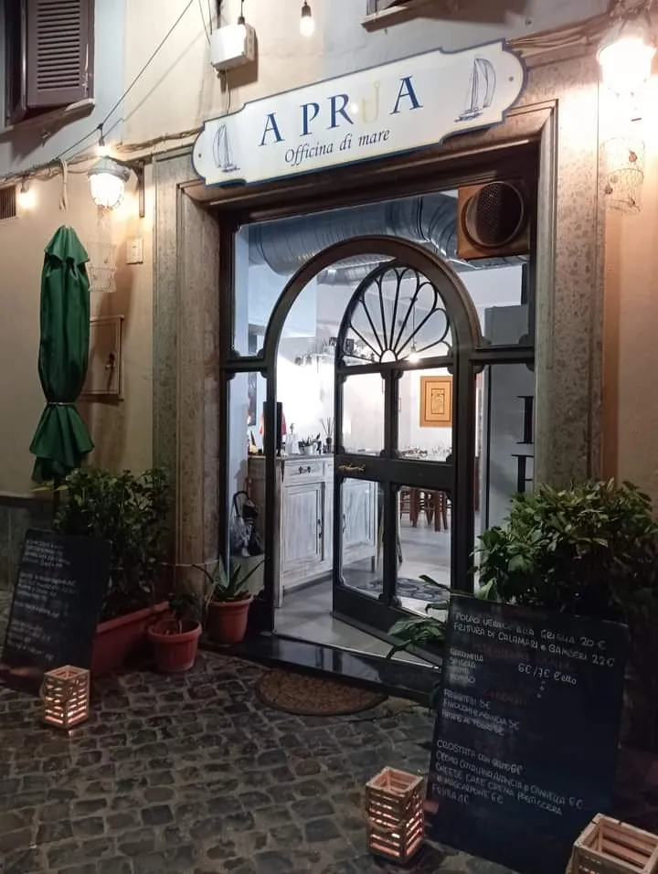A Prua - ristorante di pesce restaurant in Monte Porzio Catone