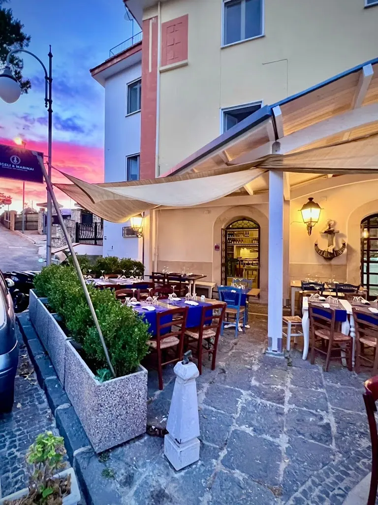 Angeli & Marinai restaurant in Minturno