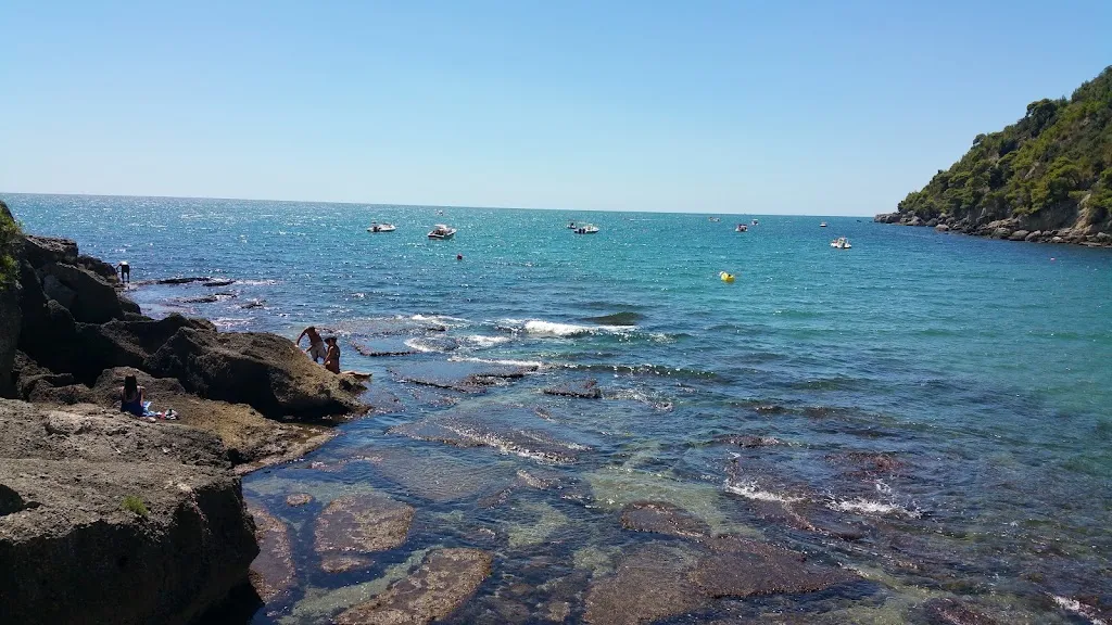 Mary Rock Beach Sassolini_Minturno_slider_image_3