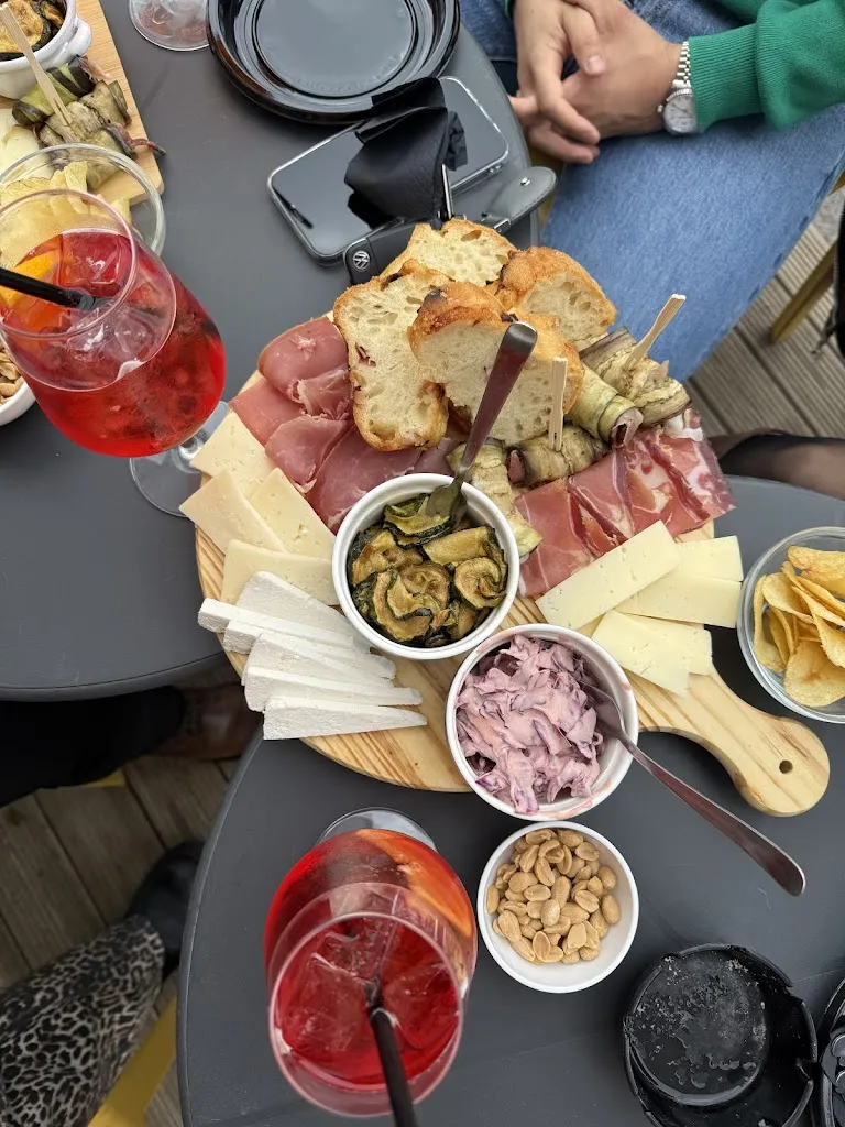 Camilla Mendico_Malerva, tapas & spirits_Minturno_review