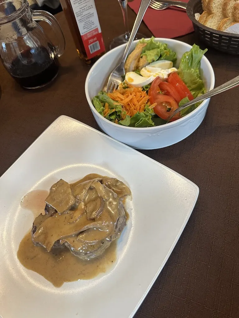 Julio Rivera Armijos_MOA | Restaurant_Antey-Saint-Andrè_review