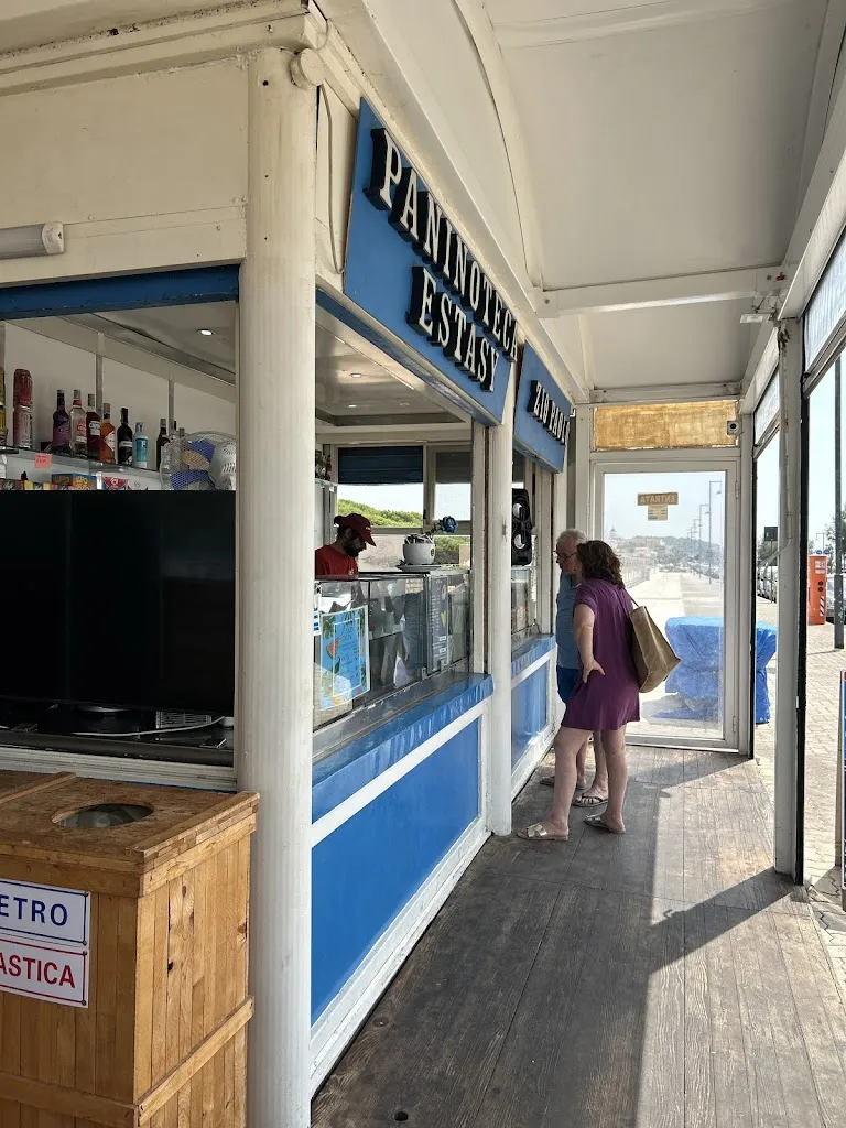 Juan Pablo Palacios_Bar Paninoteca Estasy_Minturno_review