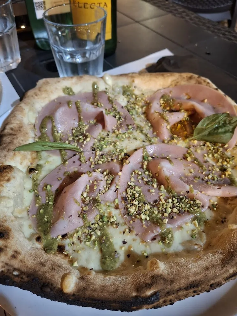 Pizzeria Ristorante Piccolo Borgo_Minturno_slider_image_3