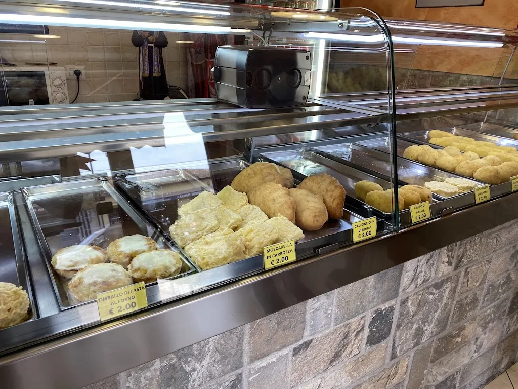 Alessandro Petrone_La nuova Siciliana_Minturno_review